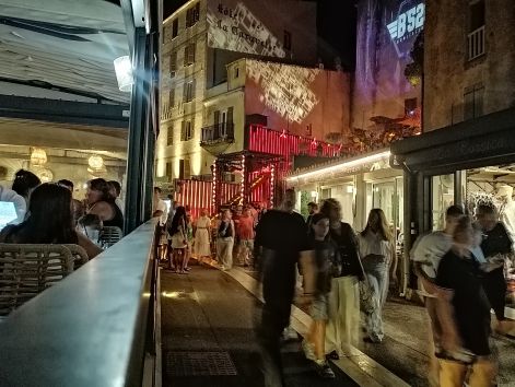 bonifacioeste.jpg bonifacioeste.jpg